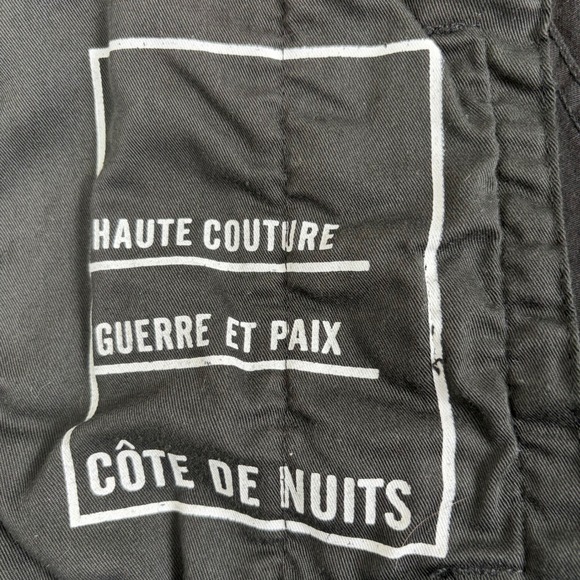 Distressed Black Denim Trucker Jacket "Guerre Et Paix" Red Underlay Grunge L - Picture 9 of 13